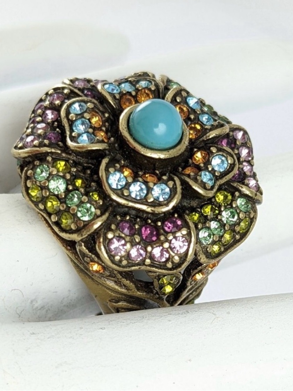 Heidi Daus retired Passionate Posey ring with Swarovski Crystals 🌺